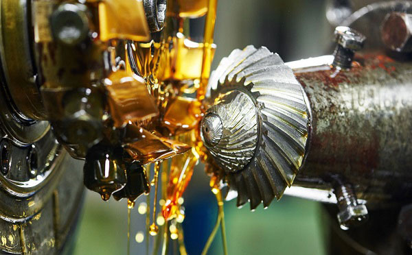 合發齒輪：錐齒輪定制需要考慮的因素